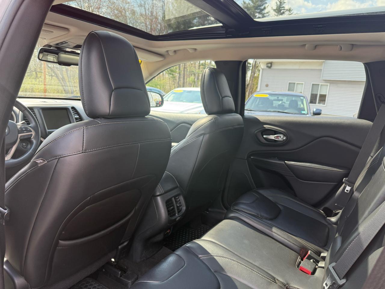 Jeep Cherokee  2015