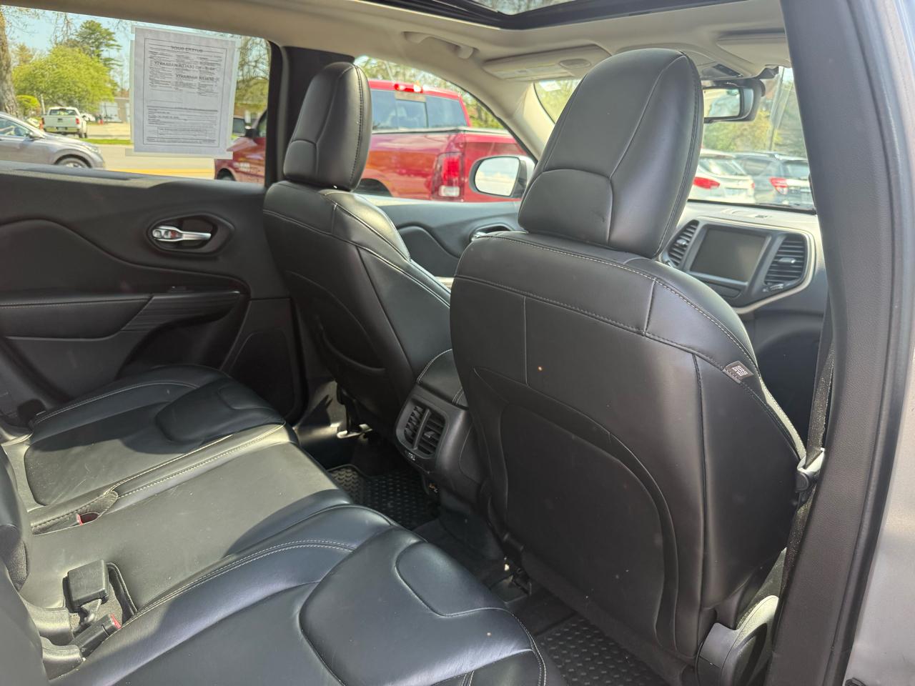 Jeep Cherokee  2015