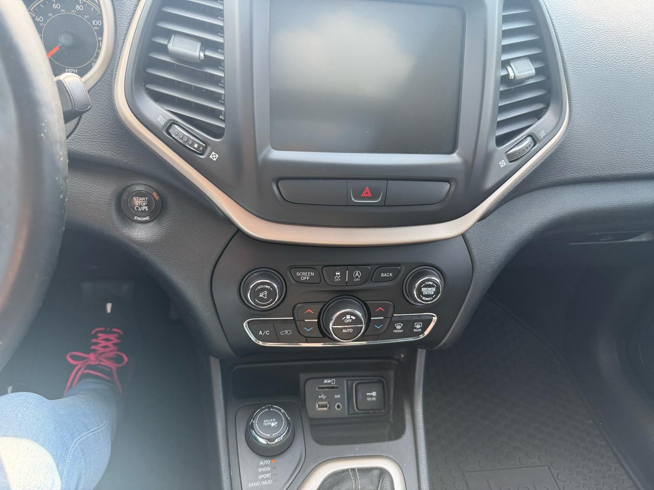 Jeep Cherokee  2015