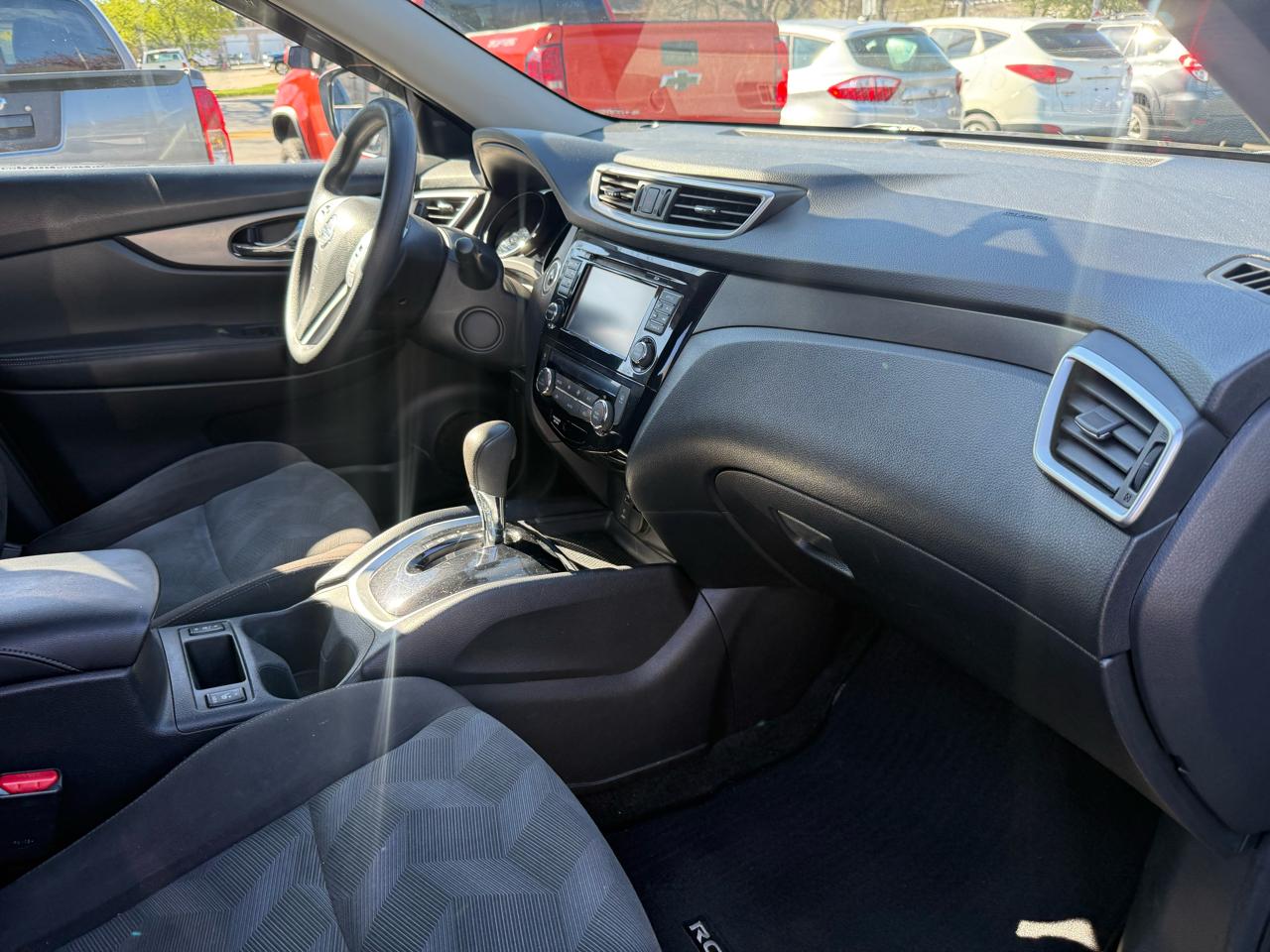 Nissan Rogue AWD SV 2016