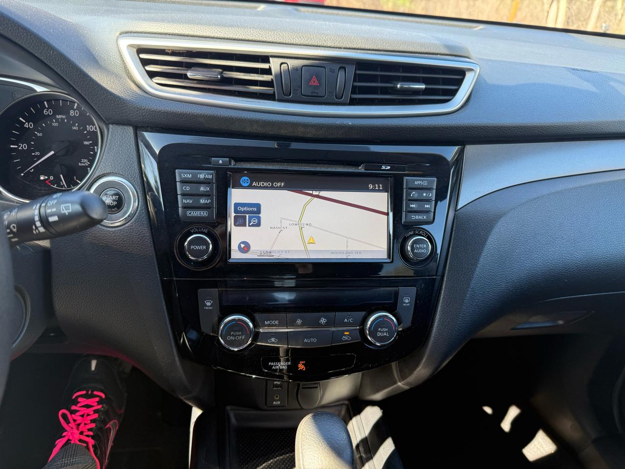 Nissan Rogue AWD SV 2016