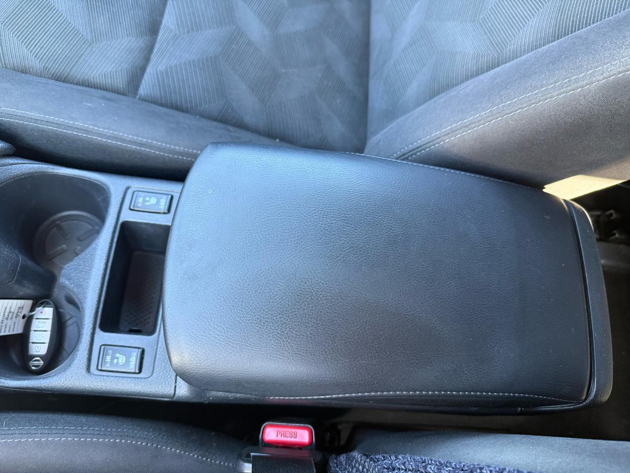 Nissan Rogue AWD SV 2016