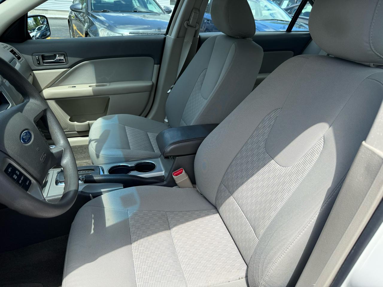 Ford Fusion  2012
