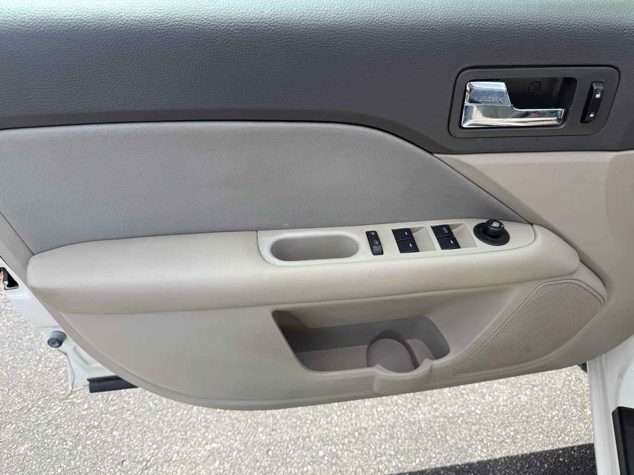 Ford Fusion  2012