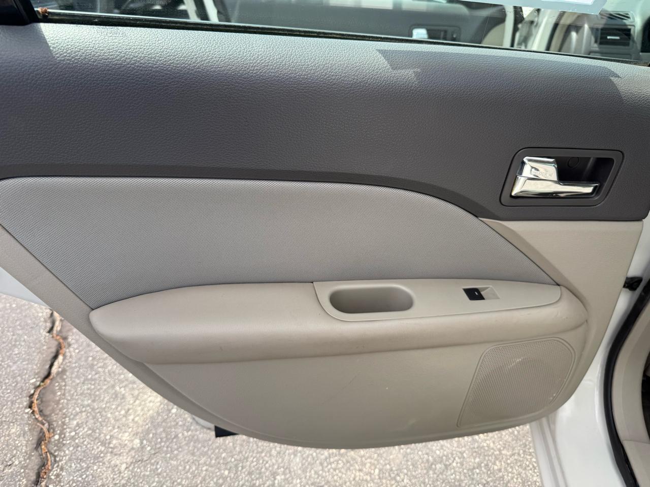 Ford Fusion  2012