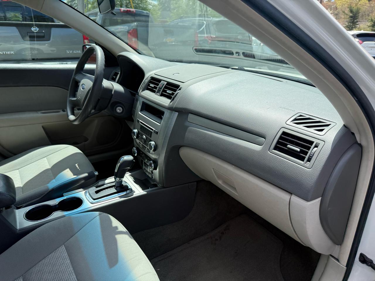 Ford Fusion  2012