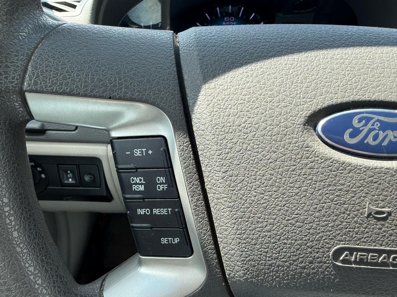 Ford Fusion  2012