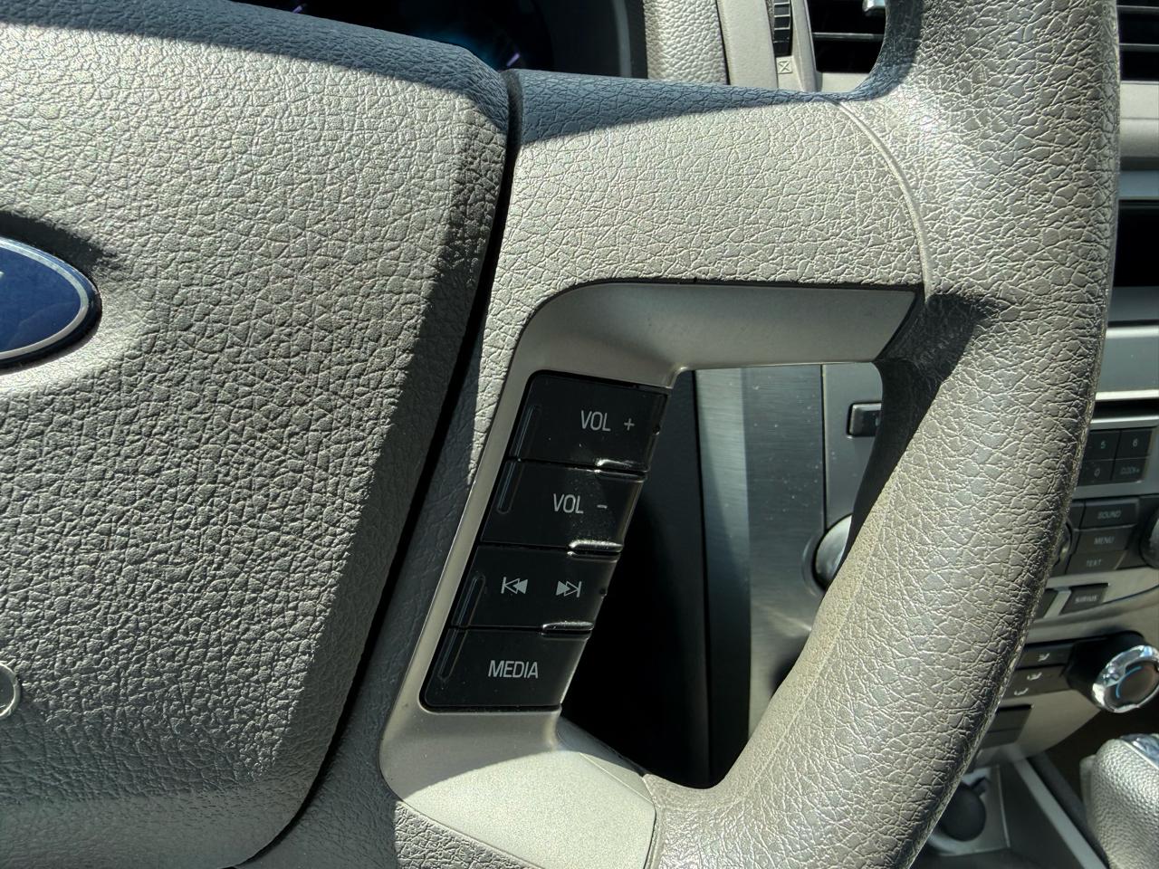 Ford Fusion  2012