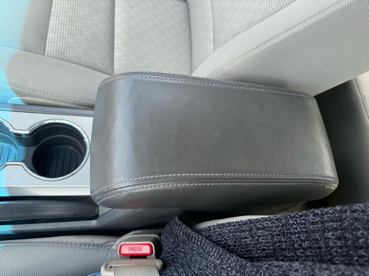Ford Fusion  2012