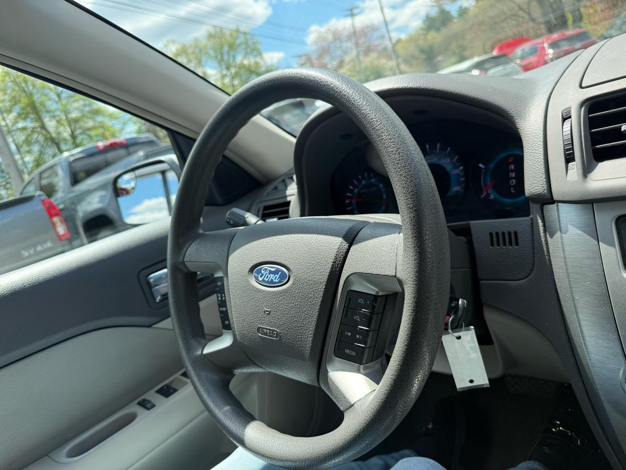 Ford Fusion  2012