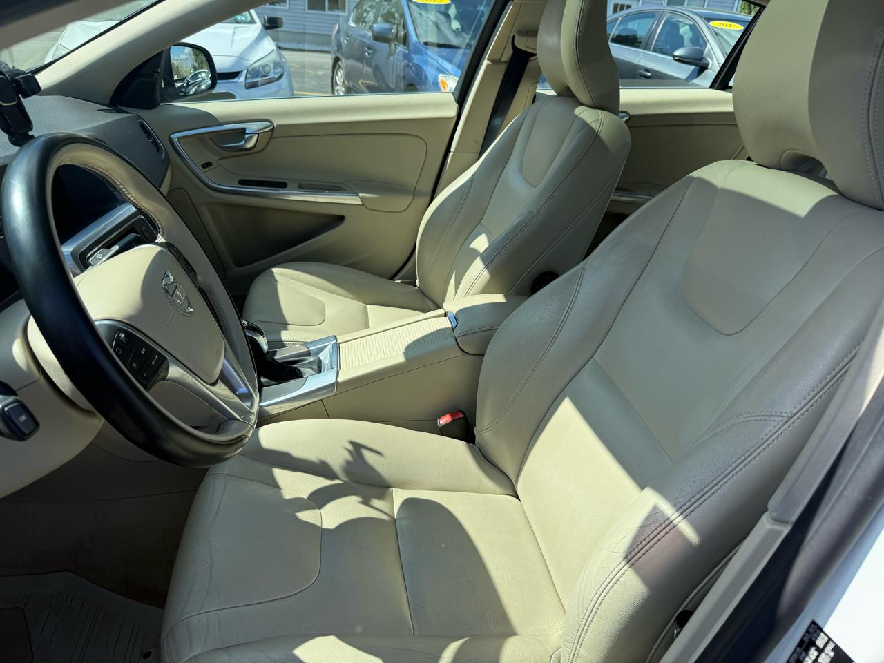 Volvo S60  2015