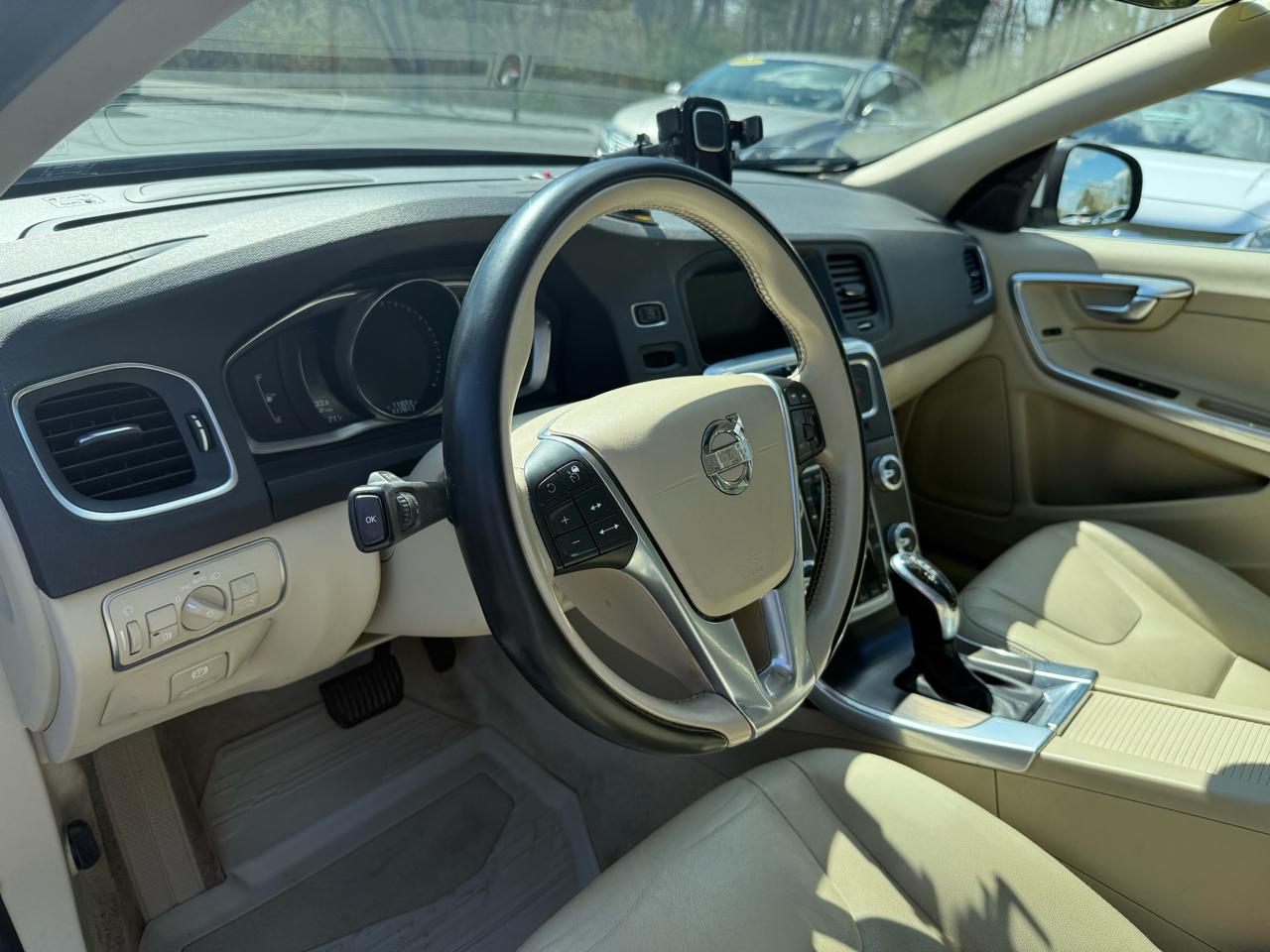 Volvo S60  2015