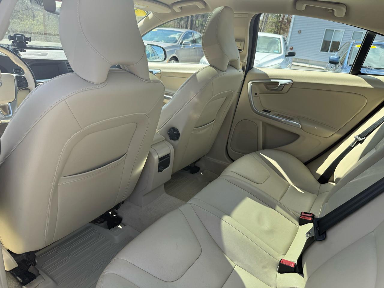 Volvo S60  2015