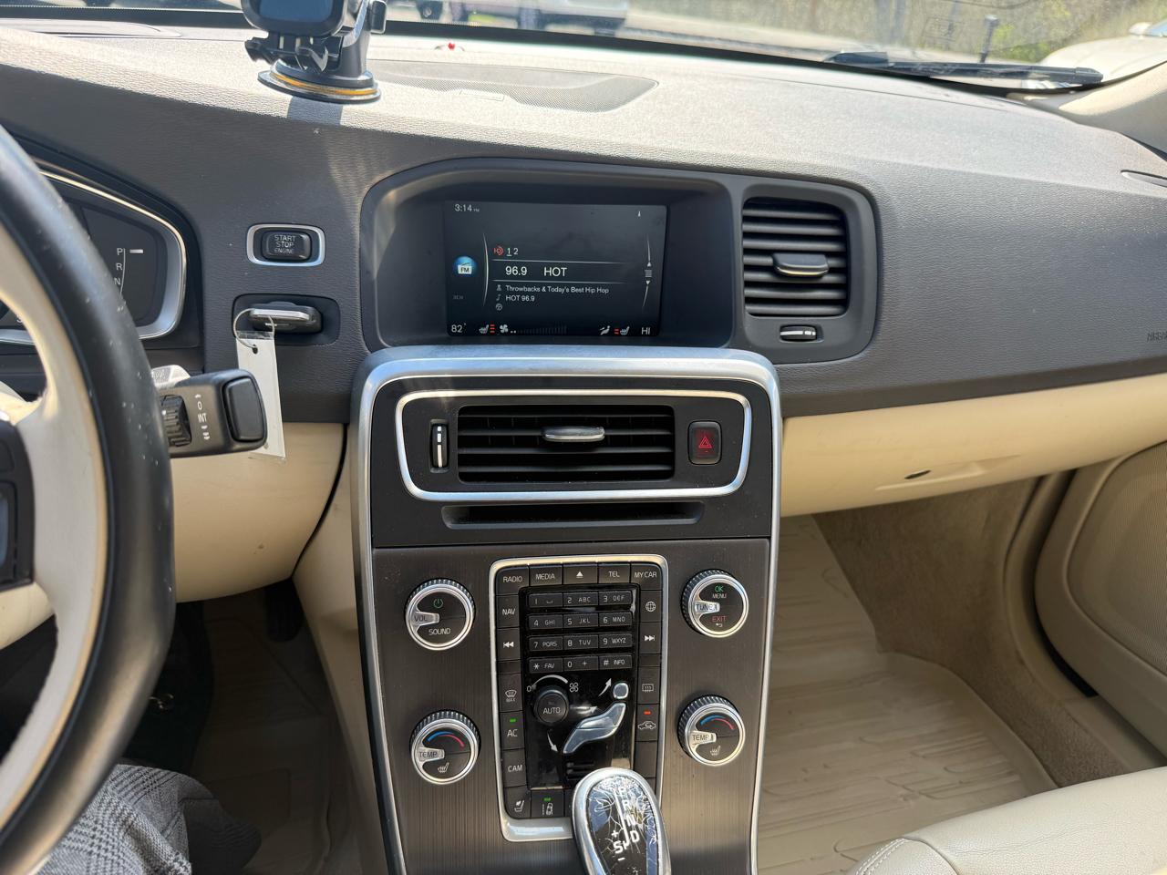 Volvo S60  2015