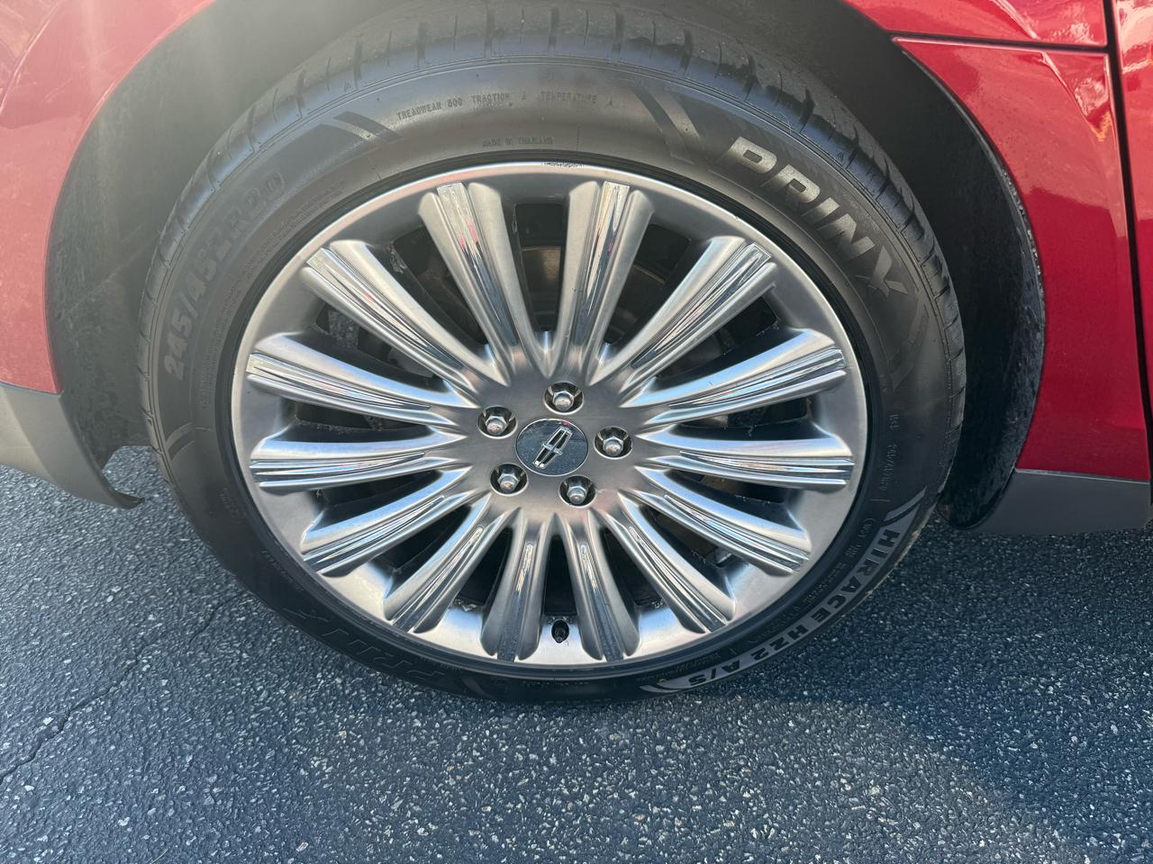 Lincoln MKS  2014