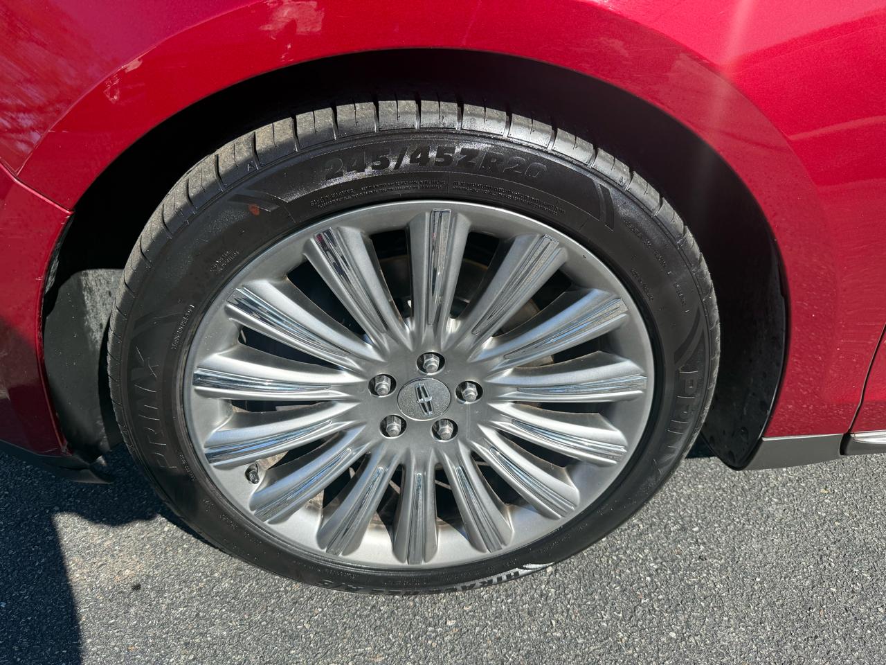 Lincoln MKS  2014
