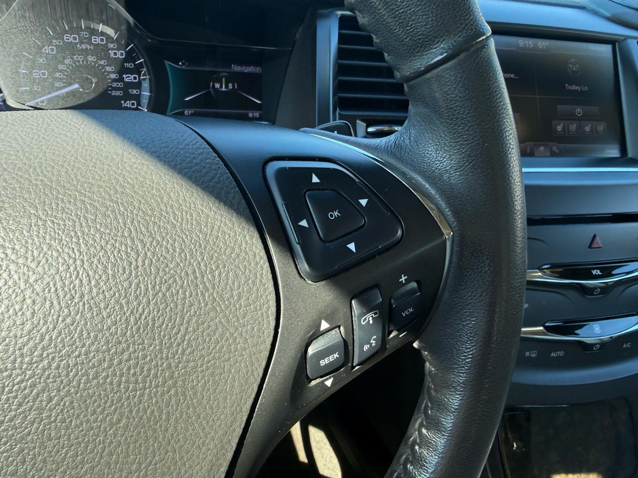 Lincoln MKS  2014