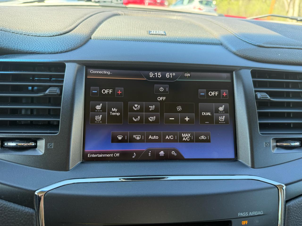 Lincoln MKS  2014