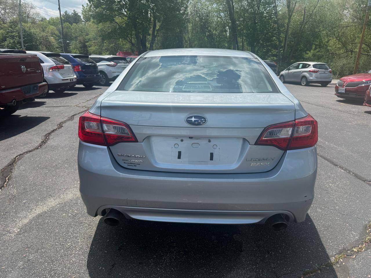 Subaru Legacy  2017