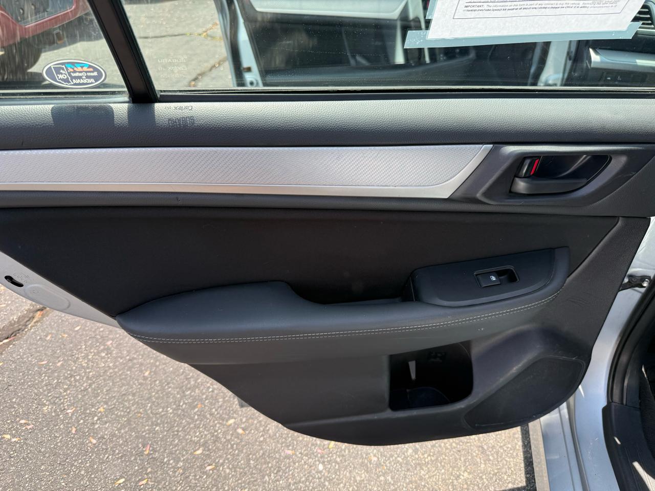 Subaru Legacy  2017