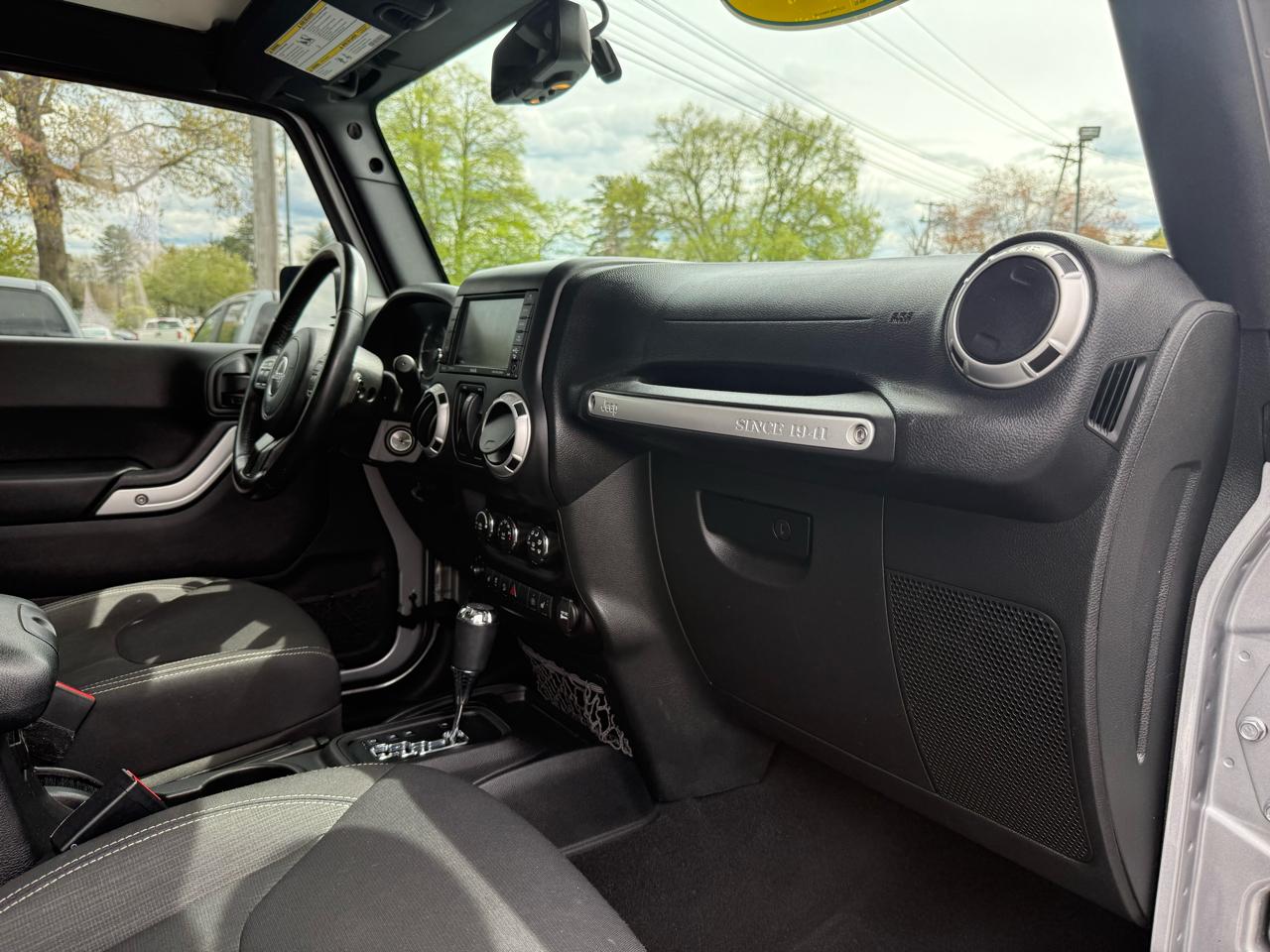 Jeep Wrangler  2016
