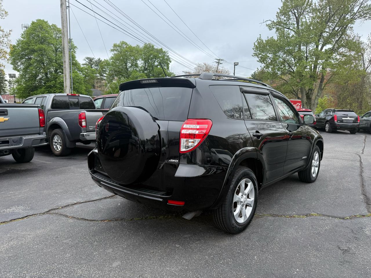 Toyota RAV4  2012