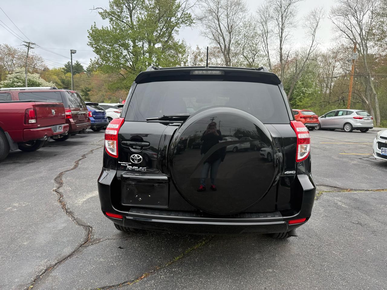 Toyota RAV4  2012