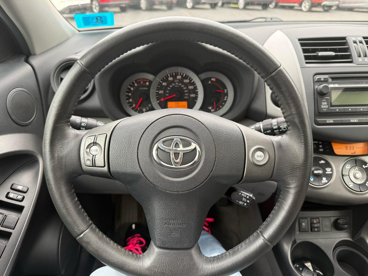 Toyota RAV4  2012