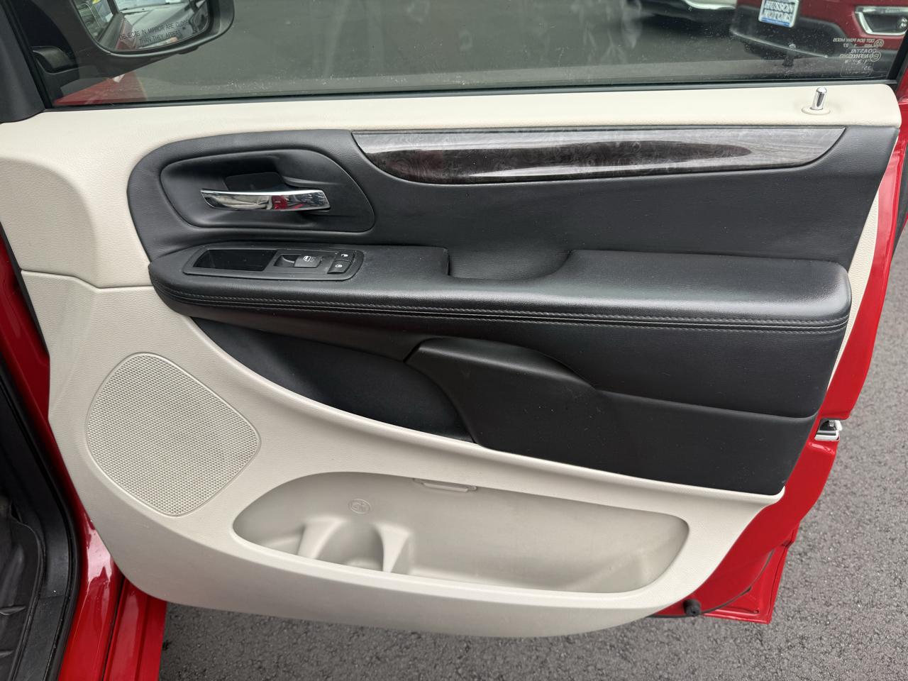 Dodge Grand Caravan  2012