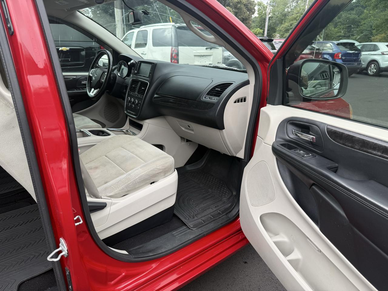 Dodge Grand Caravan  2012