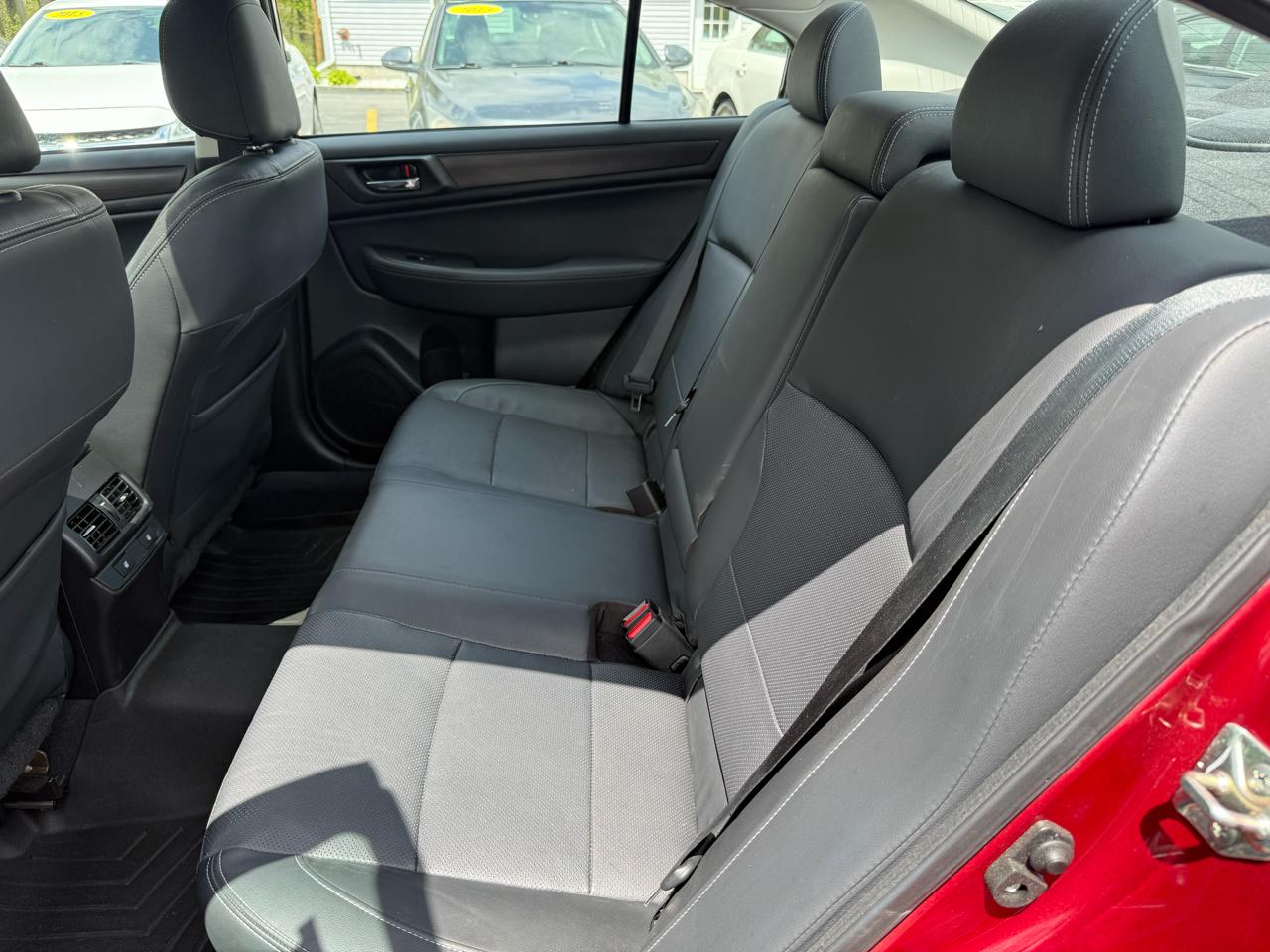 Subaru Legacy  2016