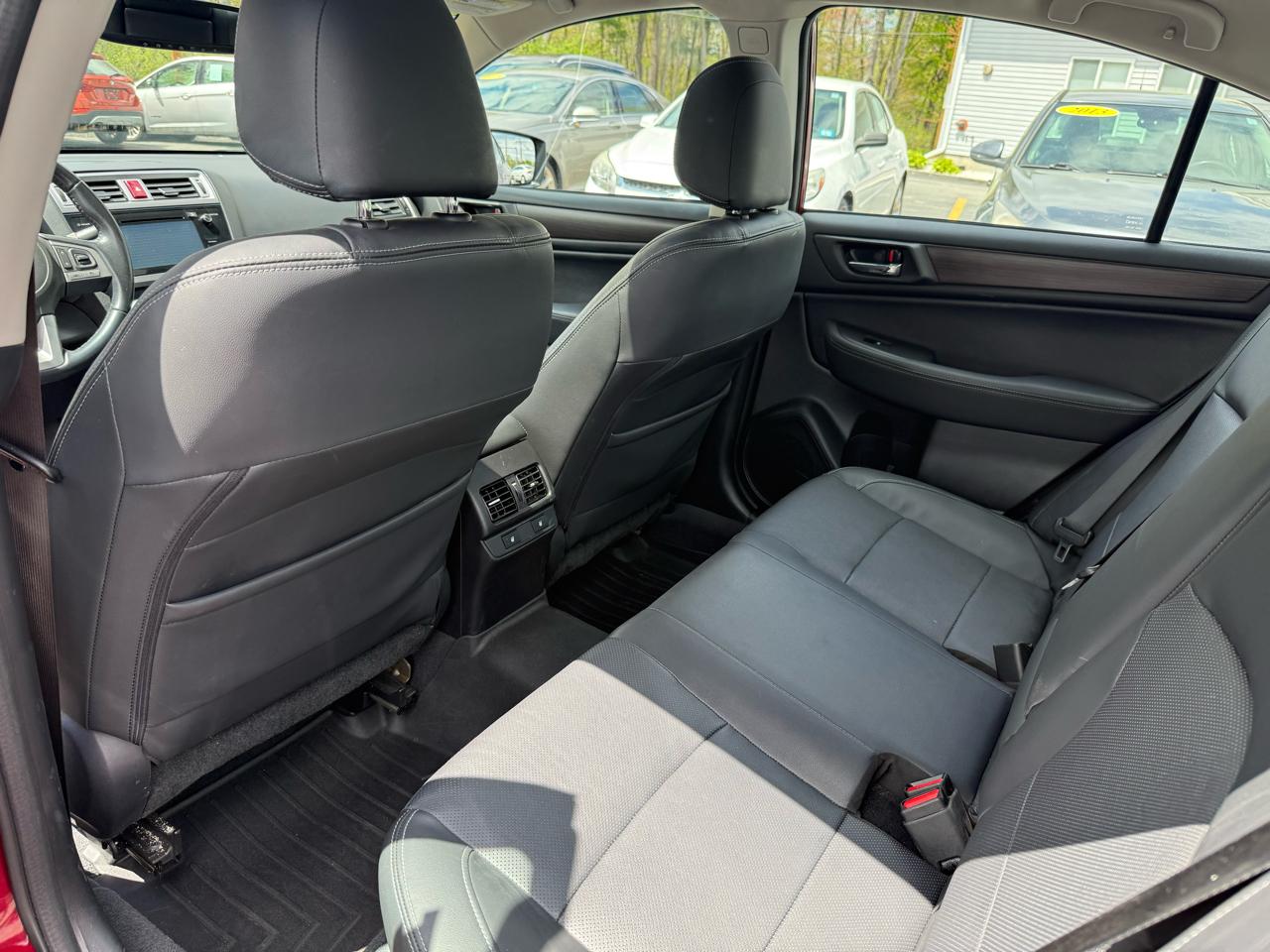 Subaru Legacy  2016