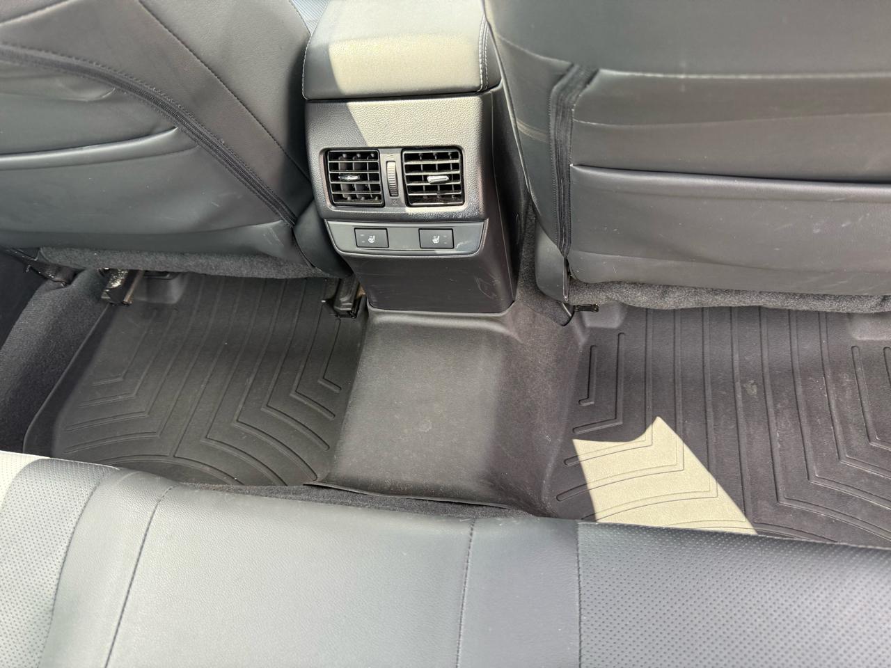 Subaru Legacy  2016