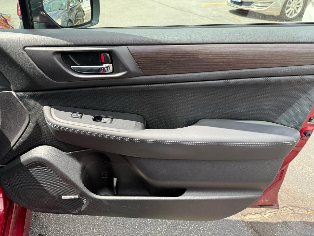 Subaru Legacy  2016