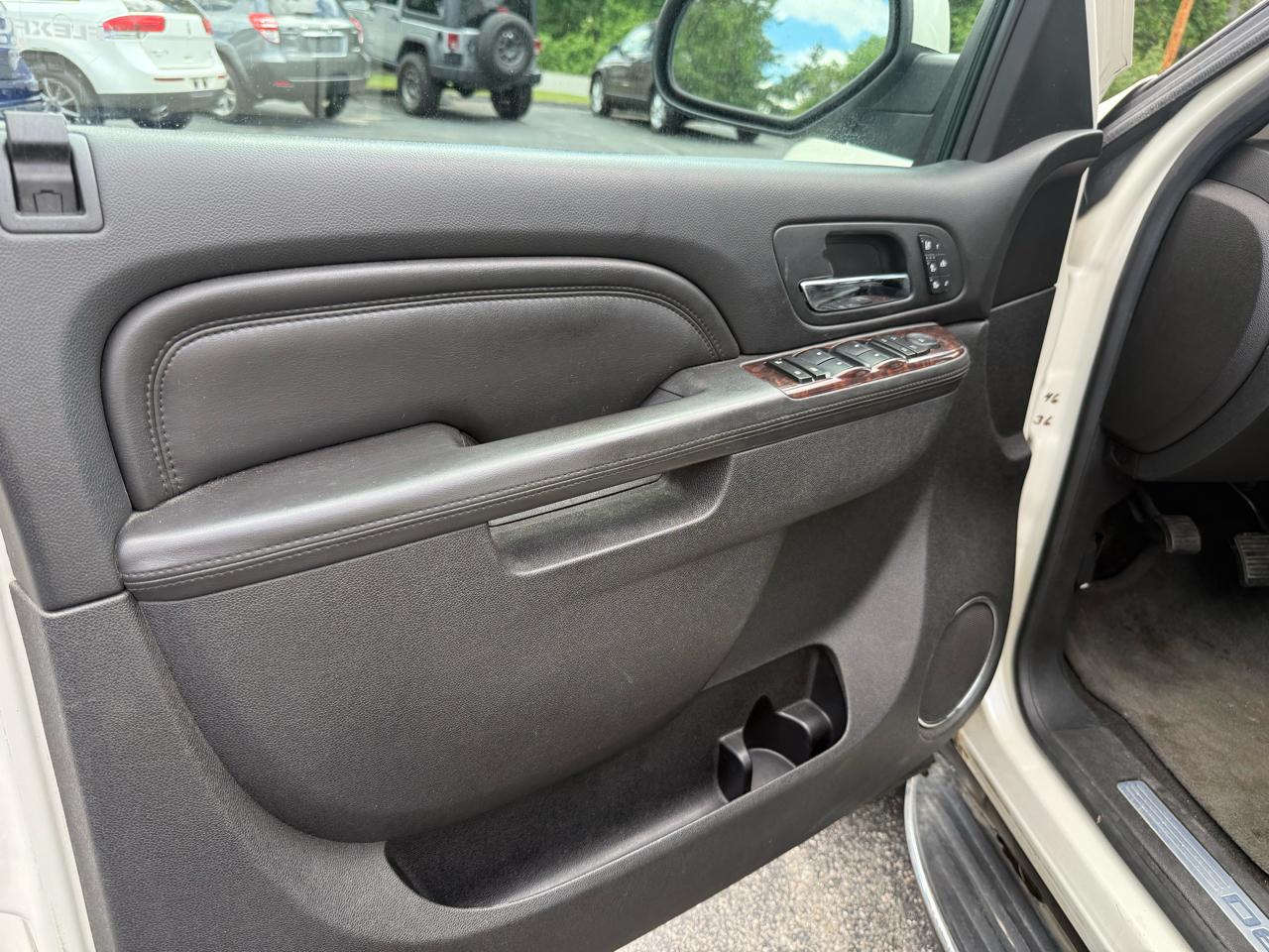 GMC Yukon Denali 2014