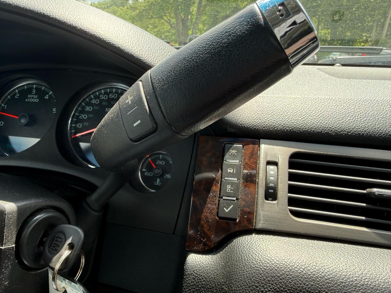 GMC Yukon Denali 2014