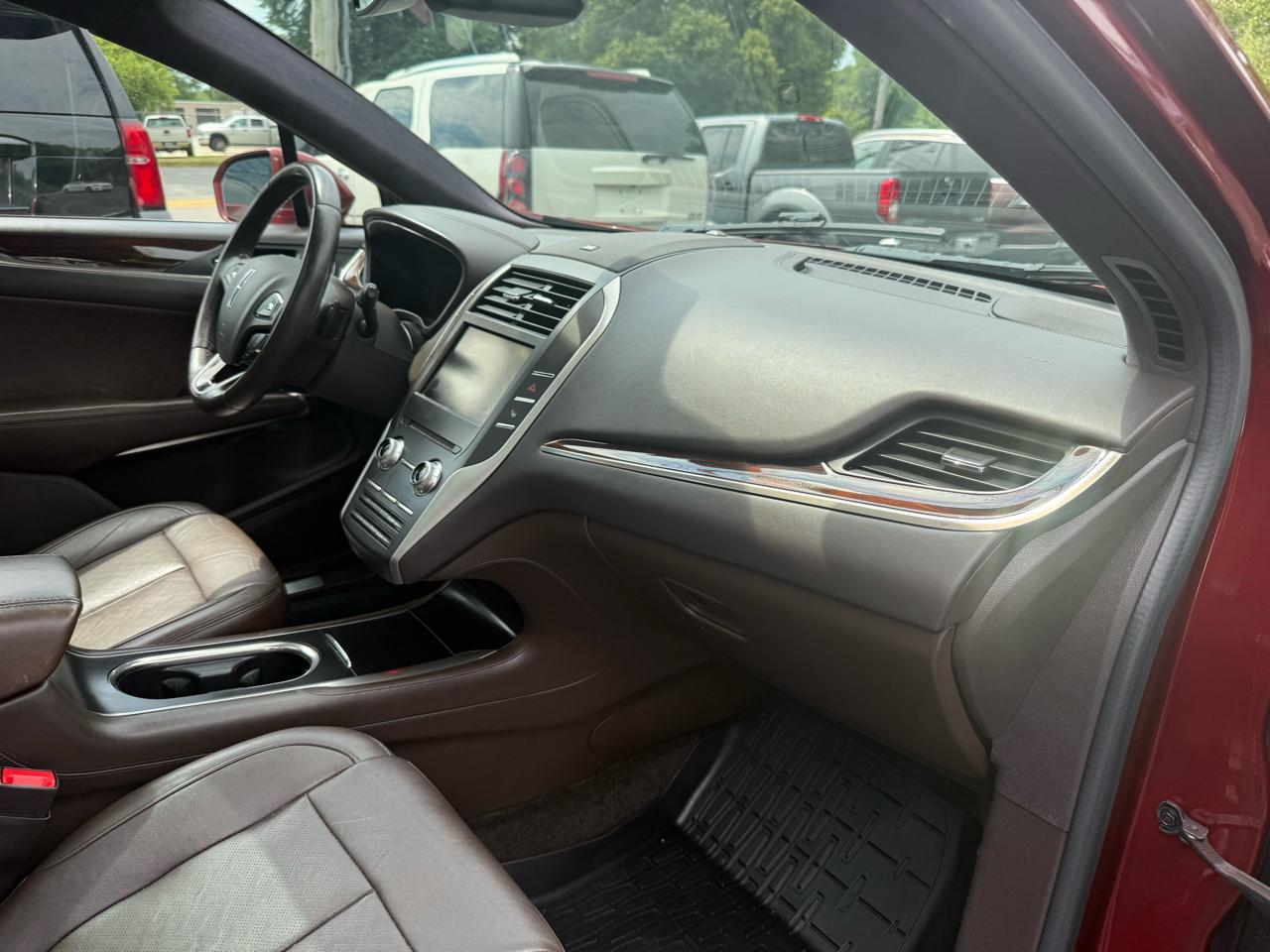 Lincoln MKC  2015