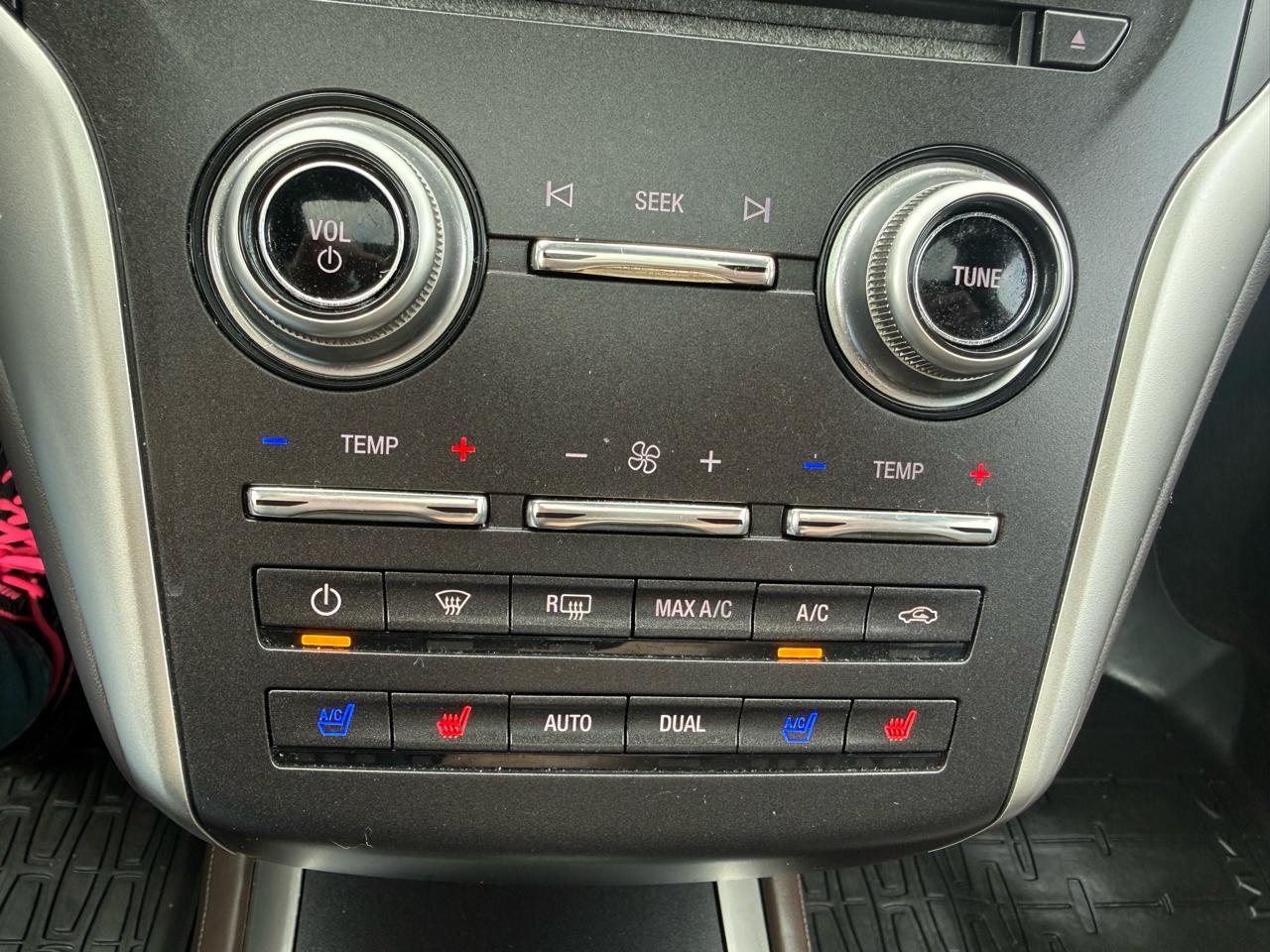 Lincoln MKC  2015