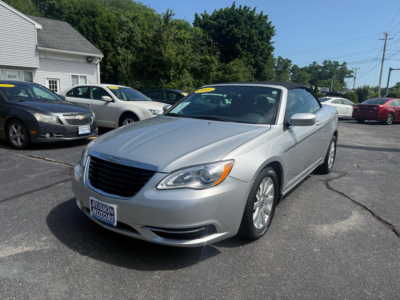 Chrysler 200  2011