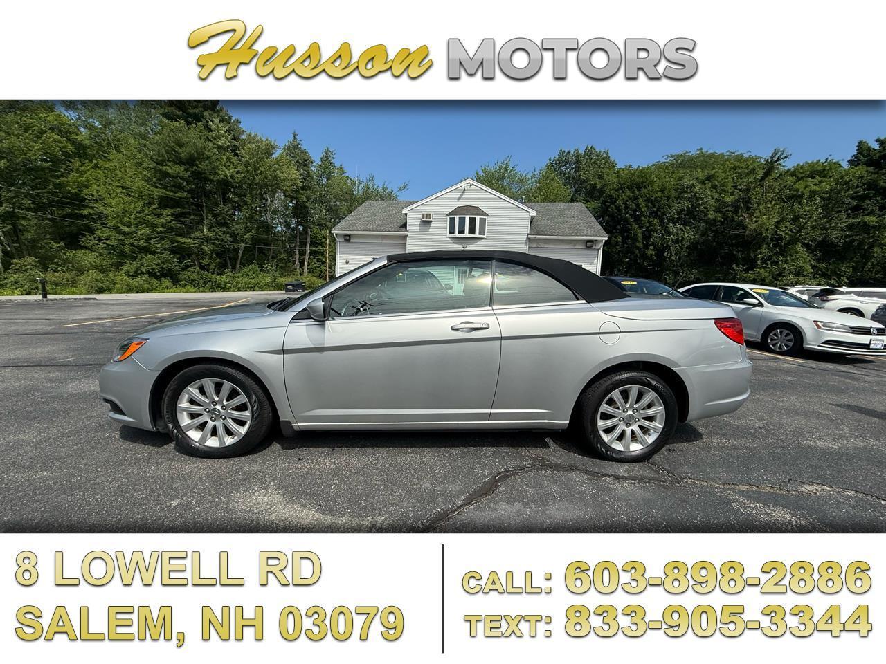 Chrysler 200  2011