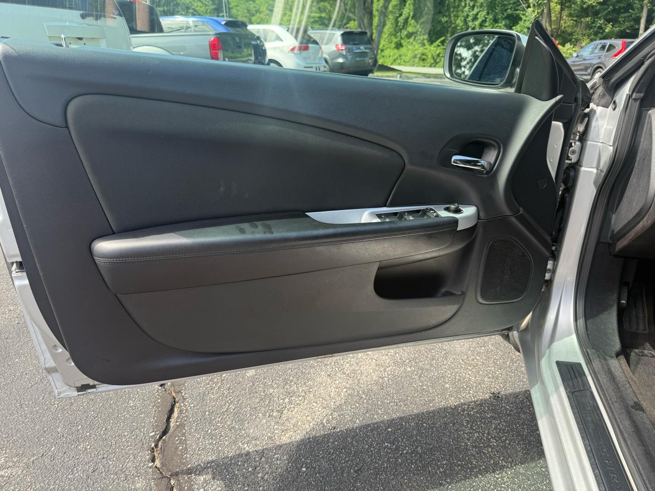 Chrysler 200  2011