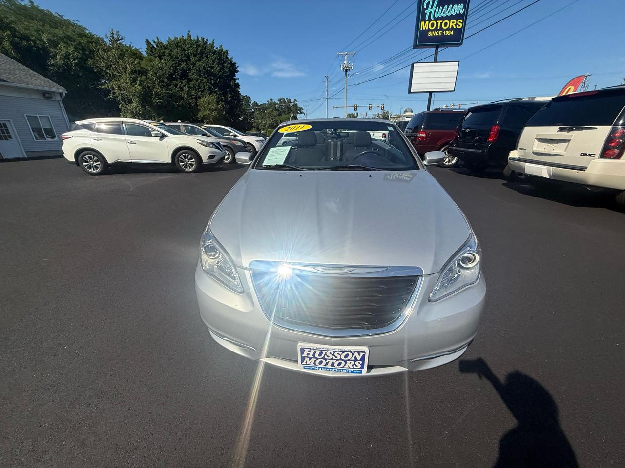 Chrysler 200  2011