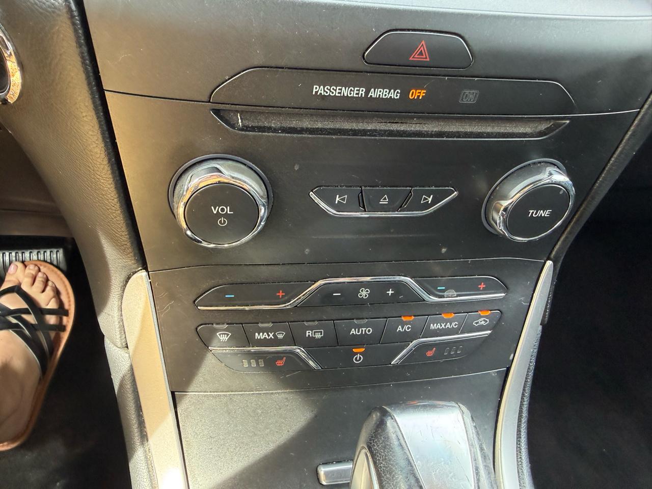 Ford Edge  2015