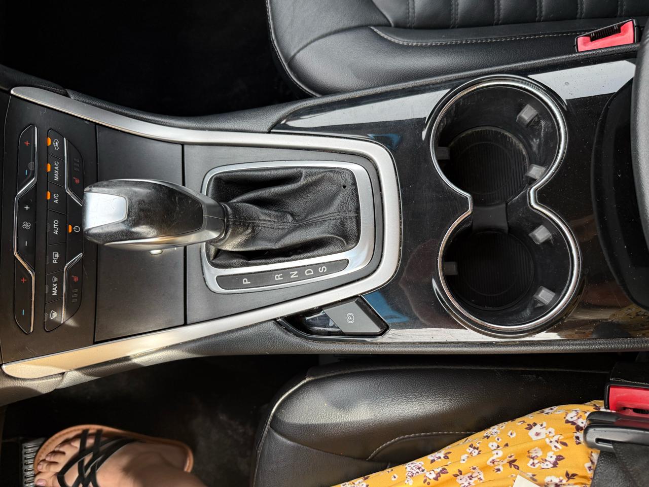 Ford Edge  2015