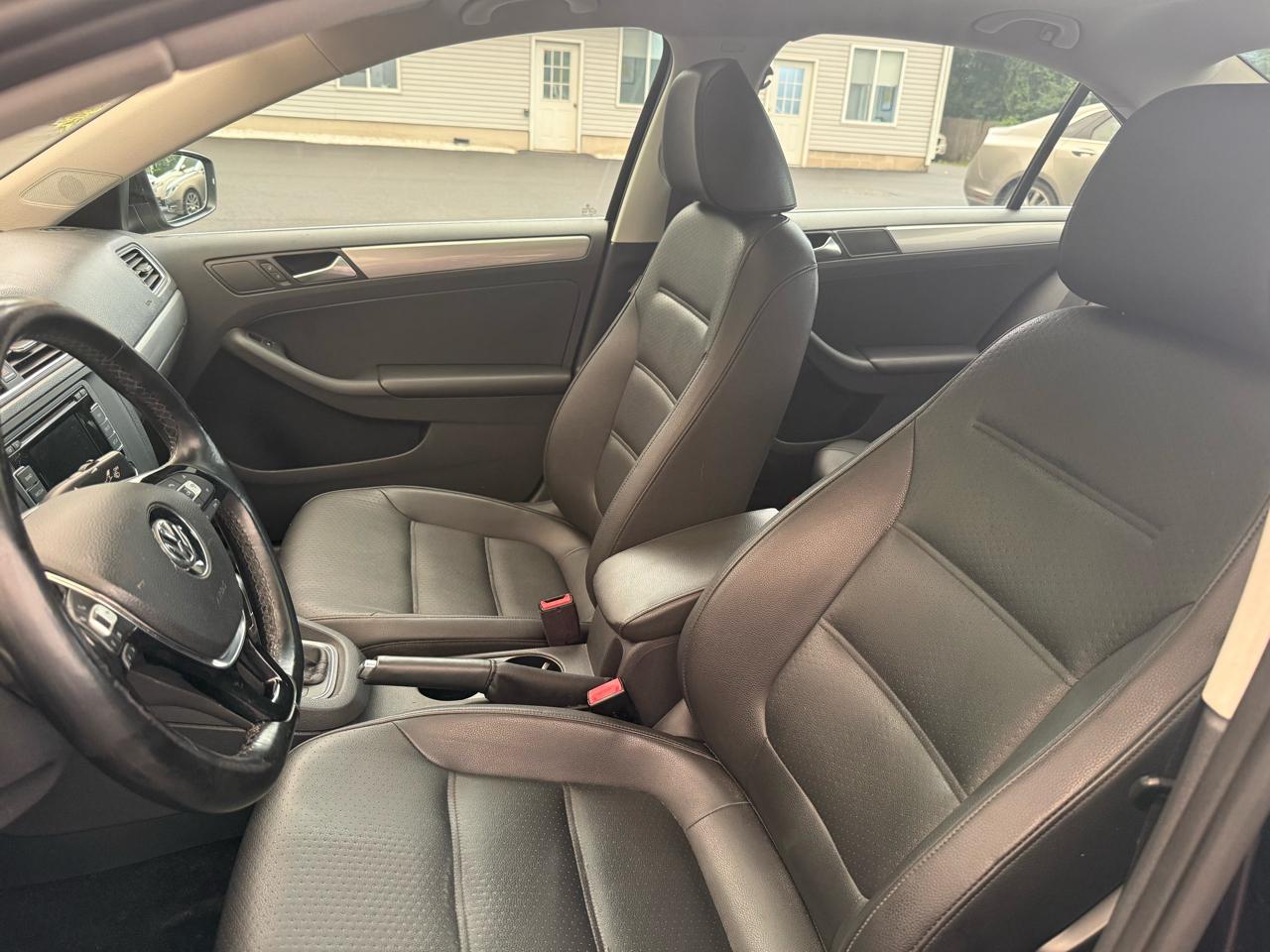 Volkswagen Jetta Sedan  2015