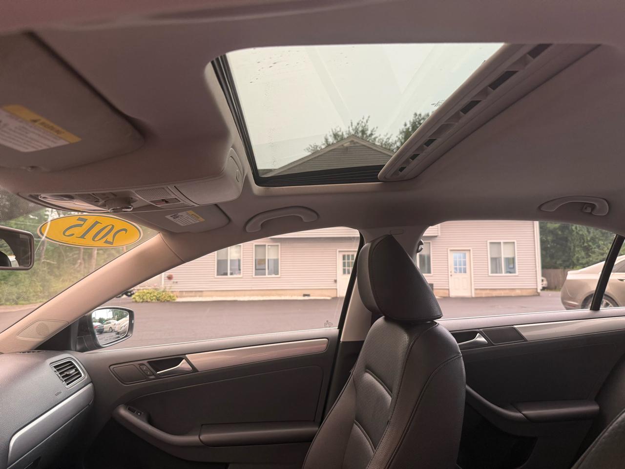 Volkswagen Jetta Sedan  2015