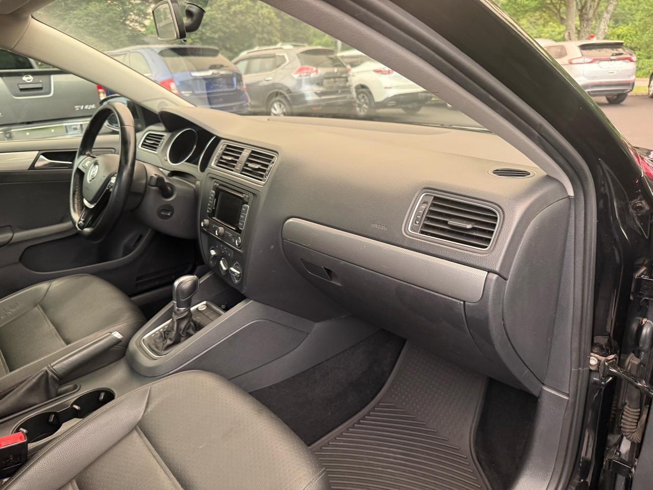 Volkswagen Jetta Sedan  2015
