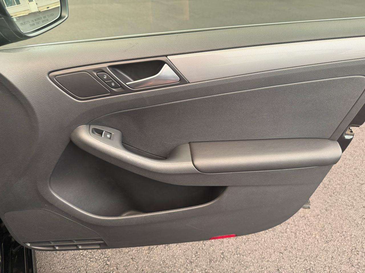 Volkswagen Jetta Sedan  2015