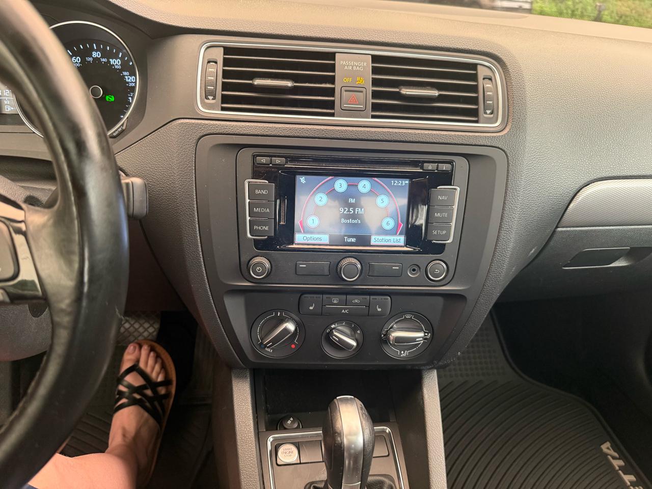 Volkswagen Jetta Sedan  2015