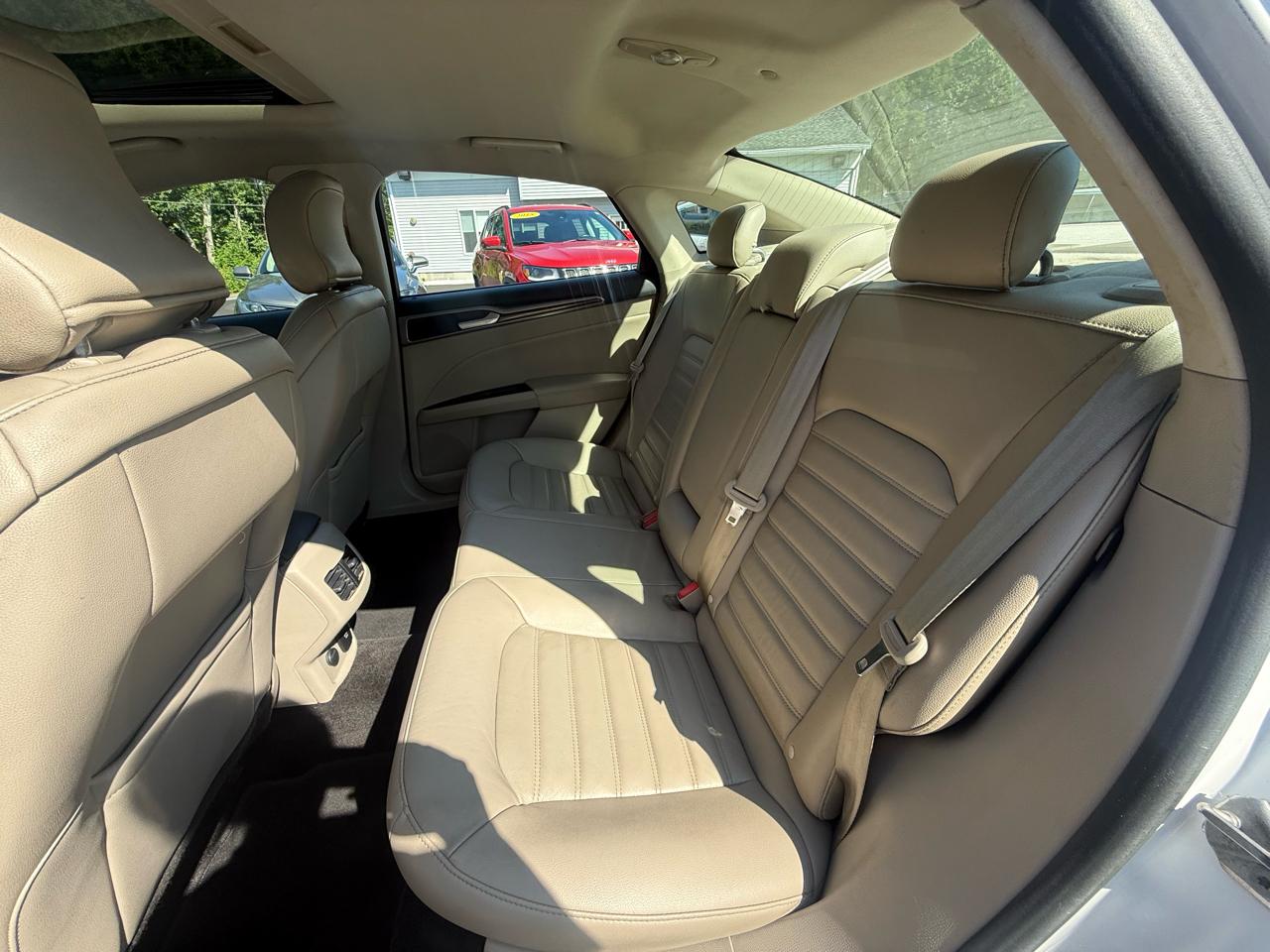 Ford Fusion Energi  2017